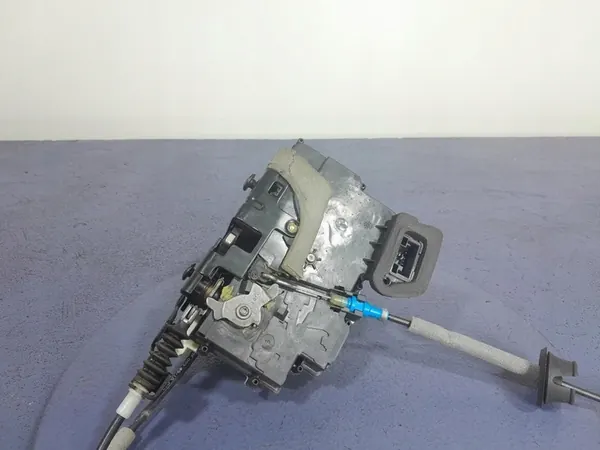 AUDI A6 C8 Vorderes Linkes Türschloss 9 Pins EU 4K1837015K image 2