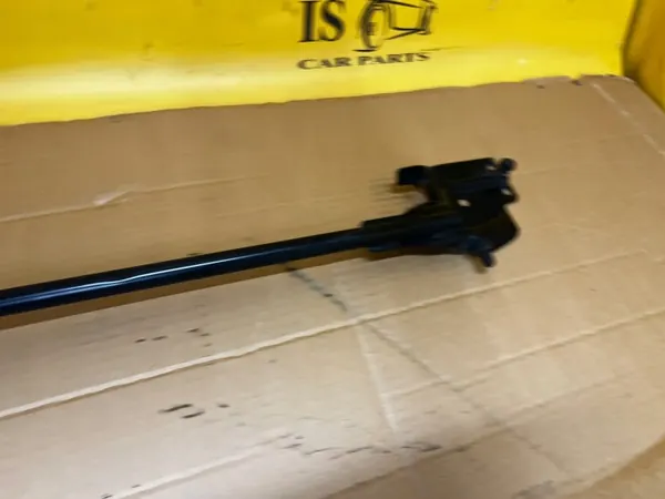 Kiinnitystuki OEM iscarparts8 Mercedes G63 AMG:lle image 5