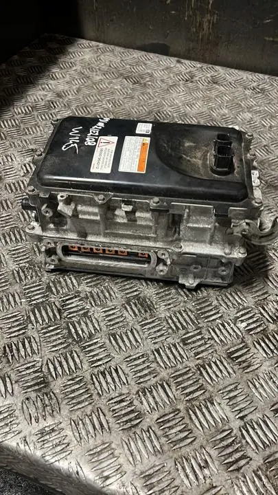 Inversor com conversor Toyota OEM G9200-47240 image 5