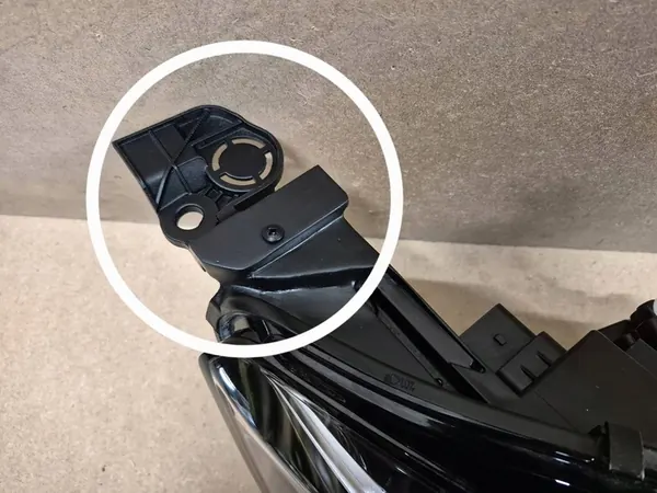 Oikea etuvalaisin Peugeot 308 T9 Lift LED 1628555380 image 5