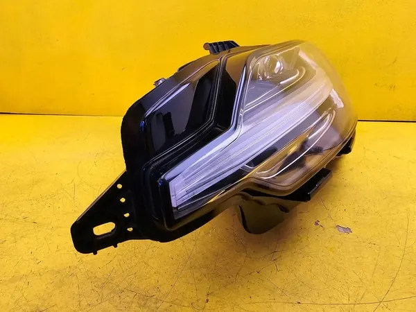 Volvo V60 S60 II Etu Vasemman Full LED Lamppu 32314189 image 10