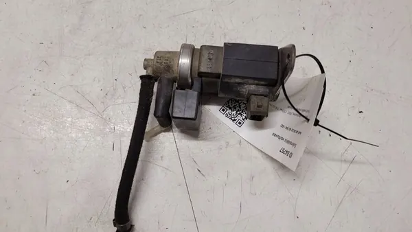 Vanne électromagnétique AUDI A8 D2 2.5L Diesel OEM image 1