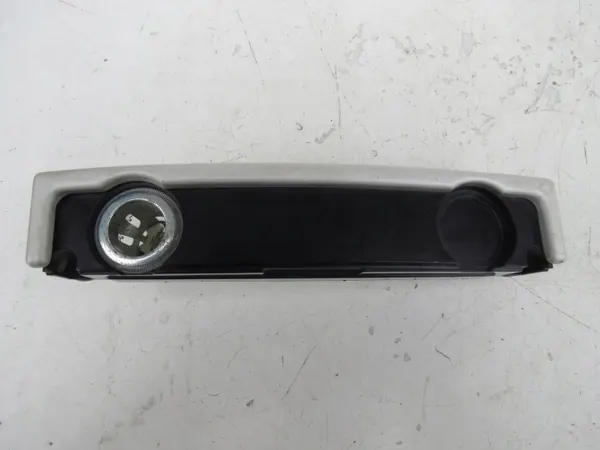 Porsche Cayenne 9PA 955/957 Asbakafdekking OEM 7L5863440 image 2
