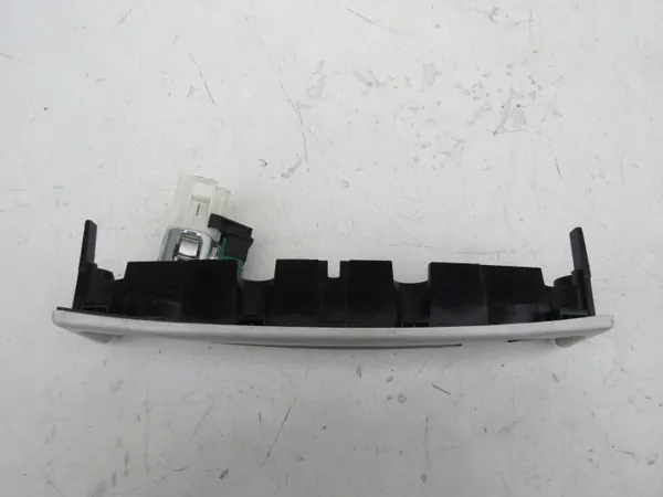 Porsche Cayenne 9PA 955/957 Asbakafdekking OEM 7L5863440 image 4
