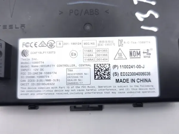 Module de verrouillage central Tesla Model Y 2023 OEM 110024100J image 8