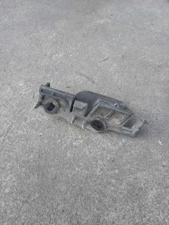 Deslizamento de montagem do para-choque dianteiro Audi A4 B8 8K0807284H image 3