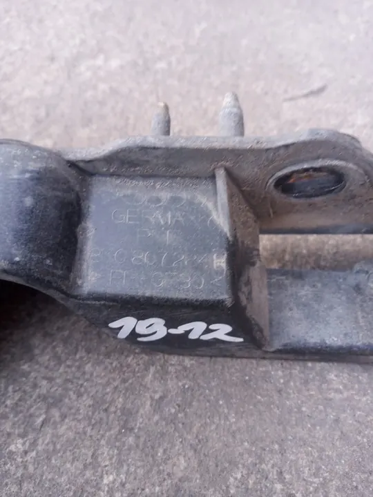 Deslizamento de montagem do para-choque dianteiro Audi A4 B8 8K0807284H image 4