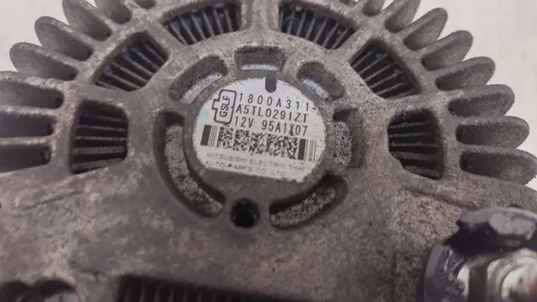 Vaihtovirtageneraattori Mitsubishi L200 2.5 DID OE 1800A311 image 8