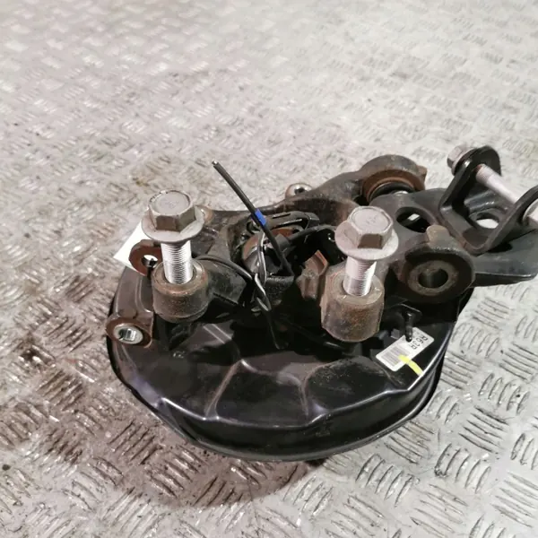 Lexus NX 2020 Achterwielnaaf OEM UTO33648 image 4