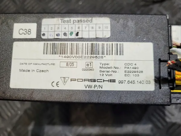 CD-Wechsler OEM 99764514003 für Porsche Boxster Cayman S image 3
