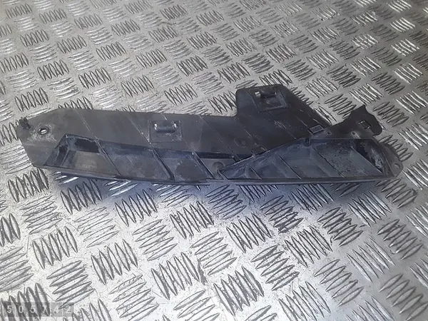 Volvo V70:n puskimen tuki 2008 30796387 image 3