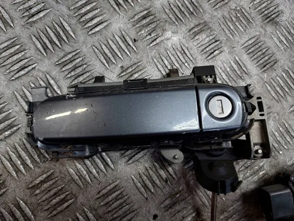 Linke Vordertürschloss + Griff Audi A4 B6 image 2