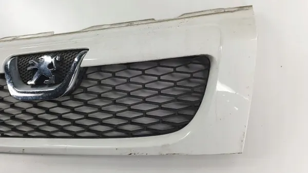 Rejilla Peugeot Boxer II OEM 13080680700 - Usado image 4