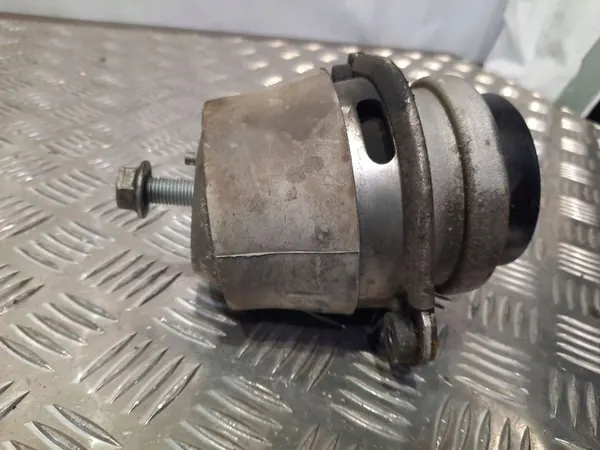 Porsche Cayenne (92A) 2011 Engine Mount Left image 3