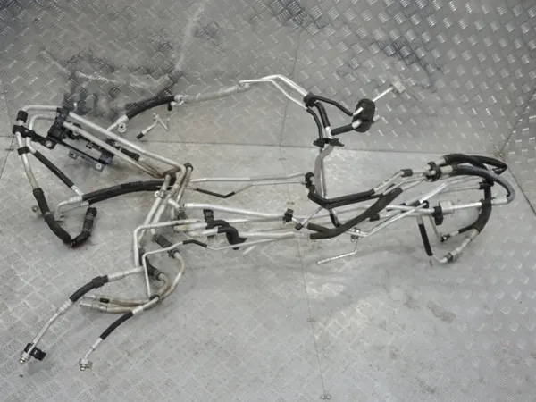 Porsche Cayenne 7P5 Turbo S Tubos Água OEM 7L0965561L image 2