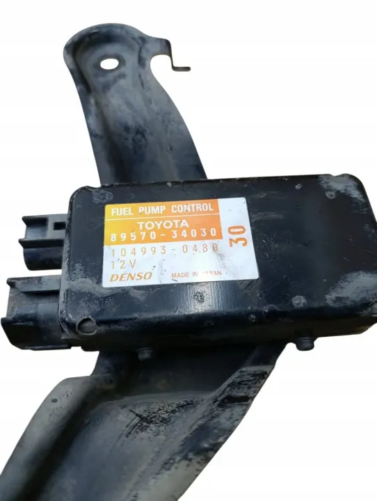 Controlador bomba inyección Toyota Sequoia OEM 8957034030 image 7