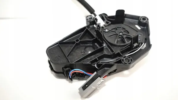 Takaluukun lukko OEM 360177034 Range Rover Evoque 11-13R image 4