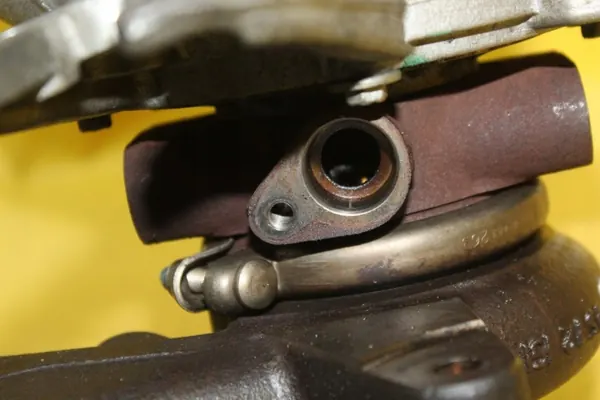 Turbo OEM 06K145701N pour moteurs 1.8TSI image 4