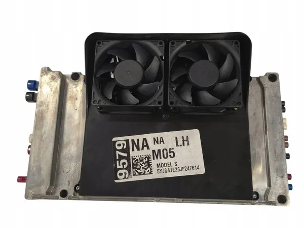Controladores Tesla Model S OEM 112580000F - Usado image 6