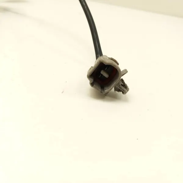 Mazda MPV Bränslefilter OEM 1457434440 - Begagnad image 4