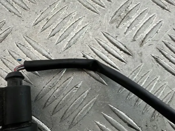 AUDI A4 B7 Klimasensor 8E0959126 Gebraucht image 3