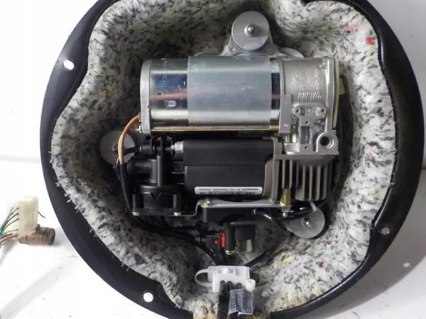 Compressor suspensão ar Land Rover OEM 6753864 image 5