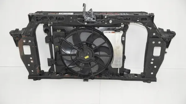 OEM 360186295 etuhihna Kia Rio III:lle 2011-2014 image 5