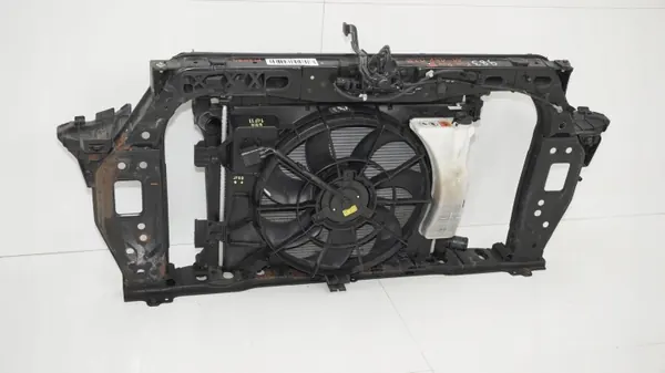 OEM 360186295 etuhihna Kia Rio III:lle 2011-2014 image 7