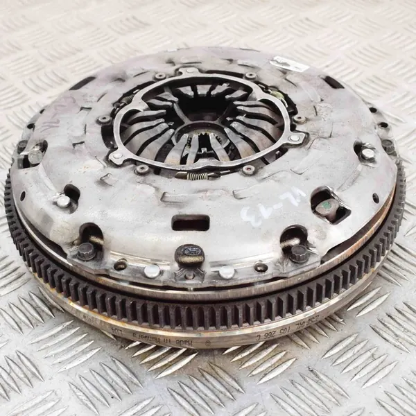 Kit de embreagem VW Passat B8 2.0L 2015 04L105266C image 6