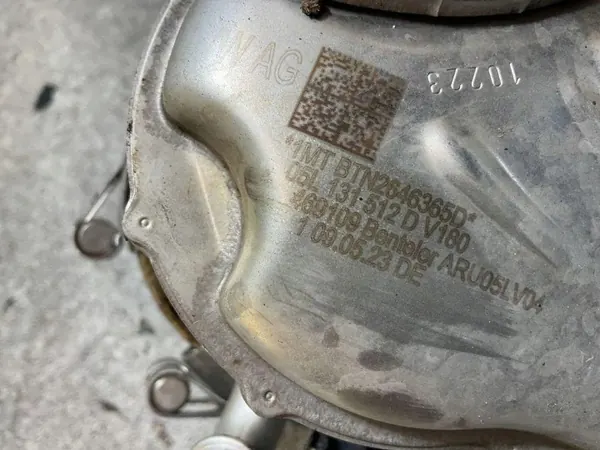 EGR-venttiili OEM 03L131512D Skoda Octavia II 2.0L image 3