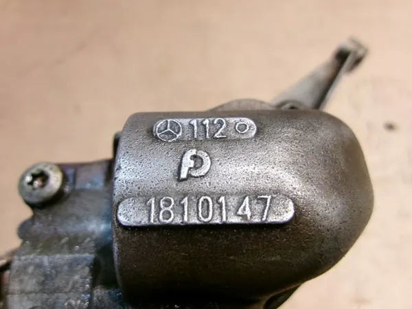Mercedes-Benz Öljypumppu OEM 1121810101 CLK W209 image 7