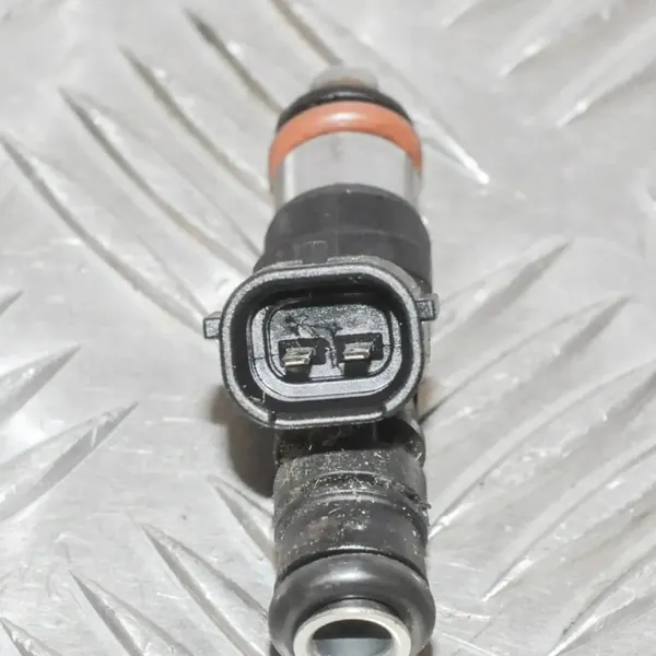 Nissan Micra III K12 Injectorens set 2008 image 4