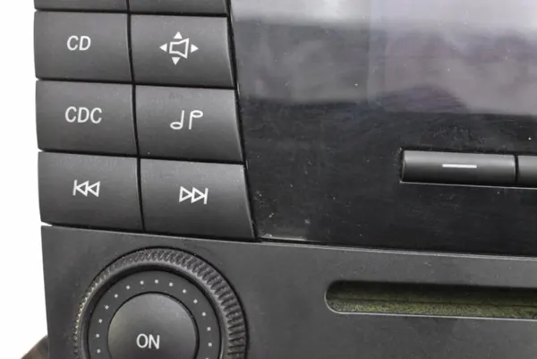 Radio CD OEM A2118209789 pour Mercedes Classe E W211 image 9