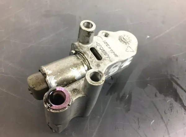 Volvo Abgasbremsventilblock OEM 21515323 image 6