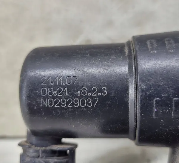 Boquillas de limpiaparabris Mercedes-Benz E W211 2008 A2118602147 image 5