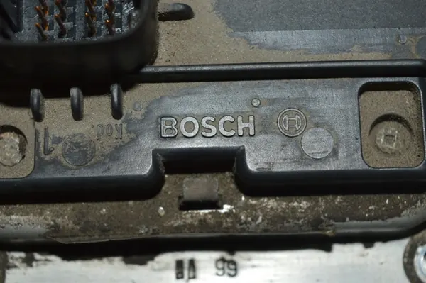 Unité de contrôle moteur Alfa Romeo 146 1994-2000 1.4 TS 0261204943 image 2