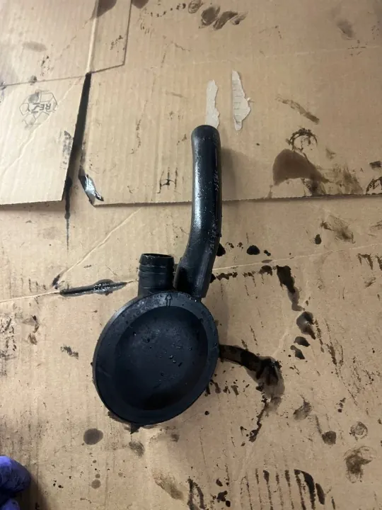 Turbo VW Touareg 5.0TDI OEM 07z129101e - Usado image 2