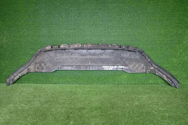 VW PASSAT B8 R-LINE GTI LIFT 19 Framskärm image 4