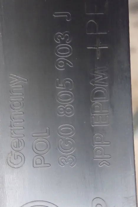 VW PASSAT B8 R-LINE GTI LIFT 19 Framskärm image 8