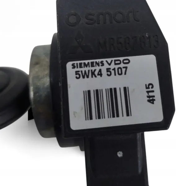 Smart Forfour Sytytyslukko OEM MR587813 Käytetty image 3