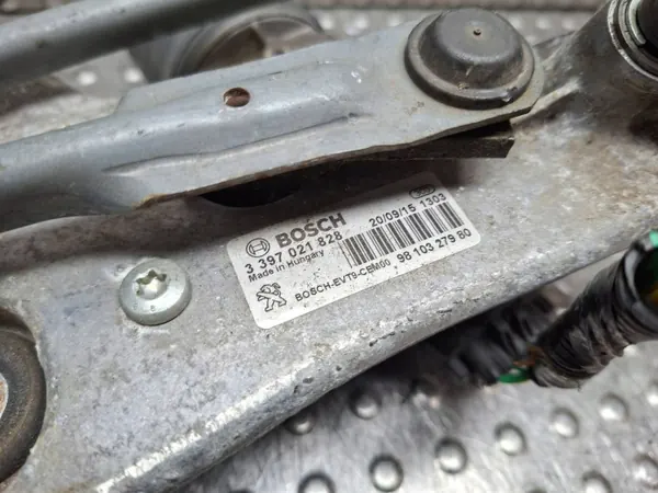 OEM S26309091 Fram vindrutetorkarmotor mekanism image 3