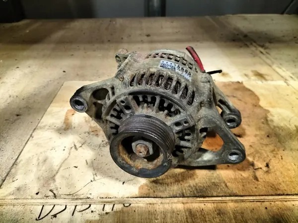 Generaattori Jeep Cherokee XJ ZJ 4.0 image 2