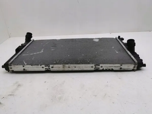BMW i3 2017 Waterradiator OEM 8672107 - Gebruikt image 6