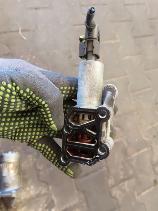 Alfa Romeo Mito 1.4 16v VVT Ventil 55190509 image 2