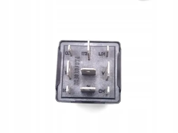 Jeu de relais OEM 7038900319 pour VW Touareg 3.0 TDI image 4