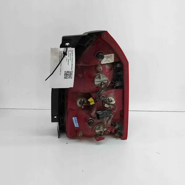 Lámpara trasera izquierda Hyundai Tucson I 2.0 image 4