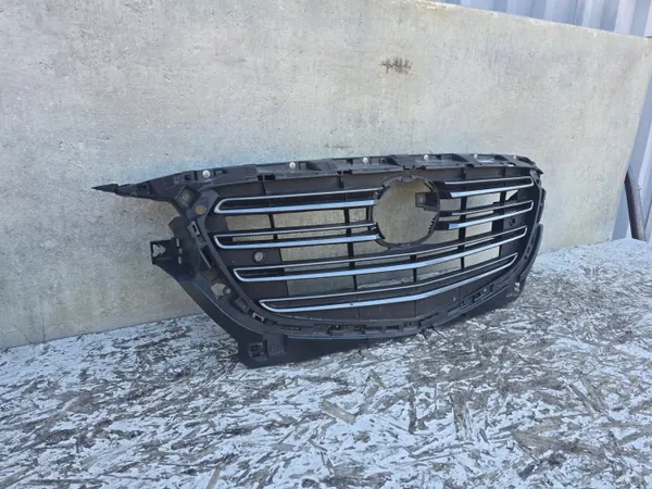 Rejilla Mazda CX-3 OEM DL8W-50712 Usado 2018+ image 4