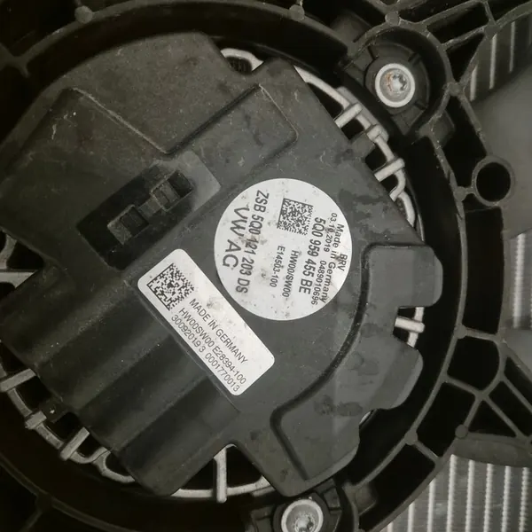 Audi OE Kylarrubrik 5Q0121205BD image 3