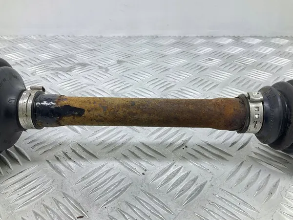 Skoda Octavia Mk4 2022 Vänster framaxel image 2