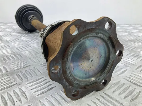 Skoda Octavia Mk4 2022 Vänster framaxel image 4